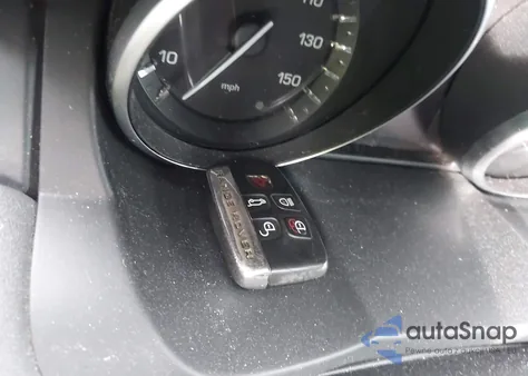 2012 Land Rover Range Rover Evoque Pure Plus z USA, uszkodzony, nr VIN SALVT1BG2CH000528